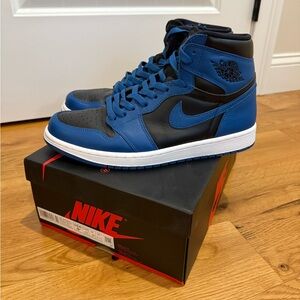 Men’s Air Jordan 1 Retro High OG Dark Marina Blue/Black and White Size 9.5